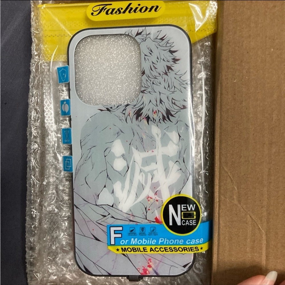 Demon Slayer Kyojuro
Rengoku iPhone 14 Pro
Glow LED Phonecase